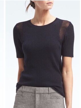 Banana Republic Black Merino Ribbed Tee Medium